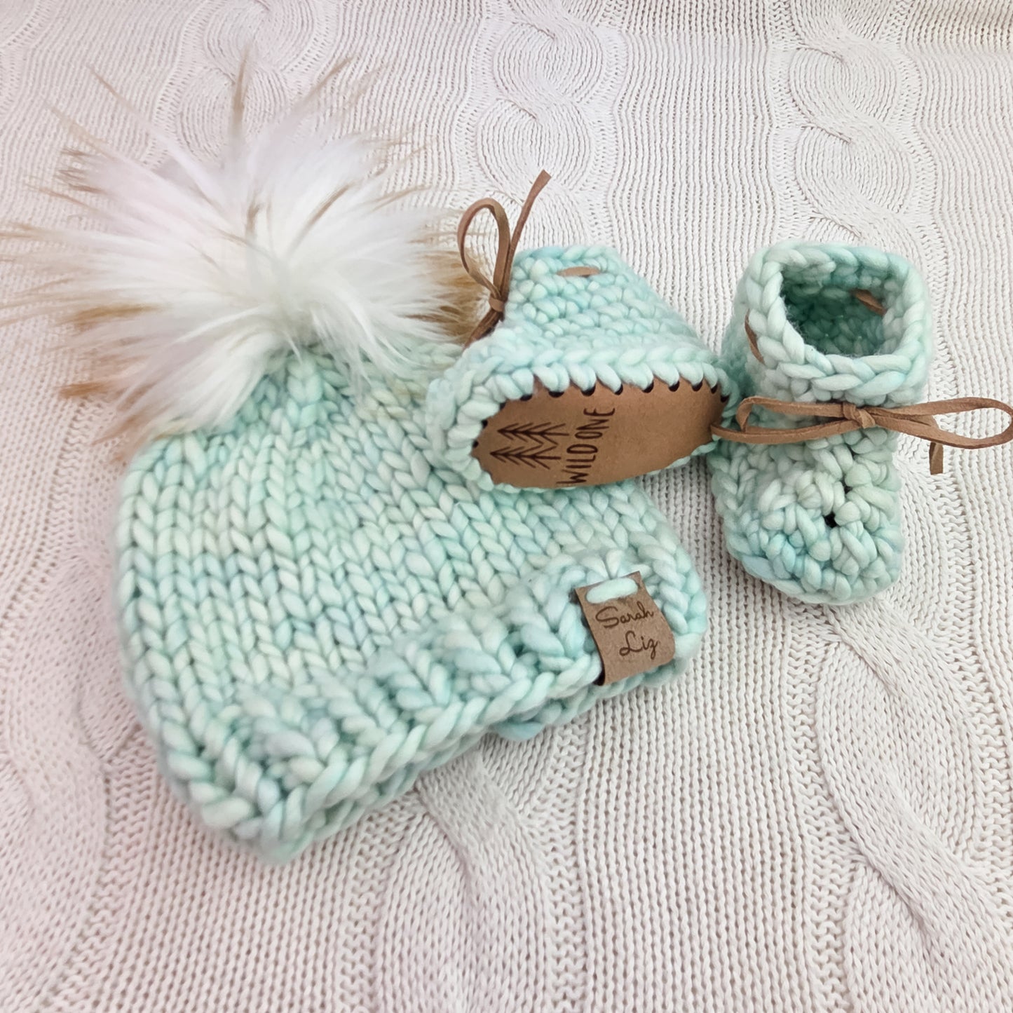 Hat and Booties Set - 0-3 months - Green