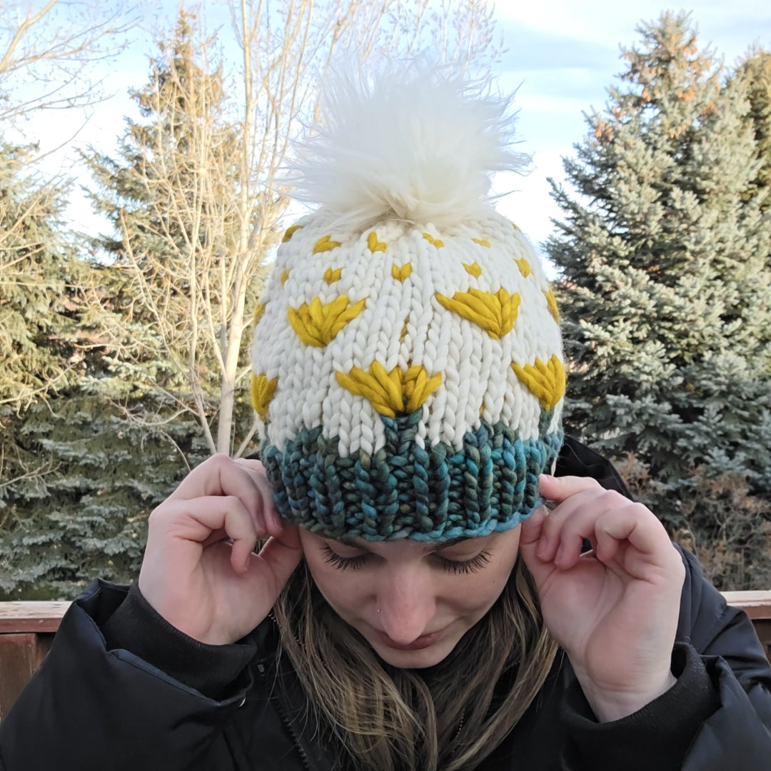Dandelion Hat - Teal/Yellow