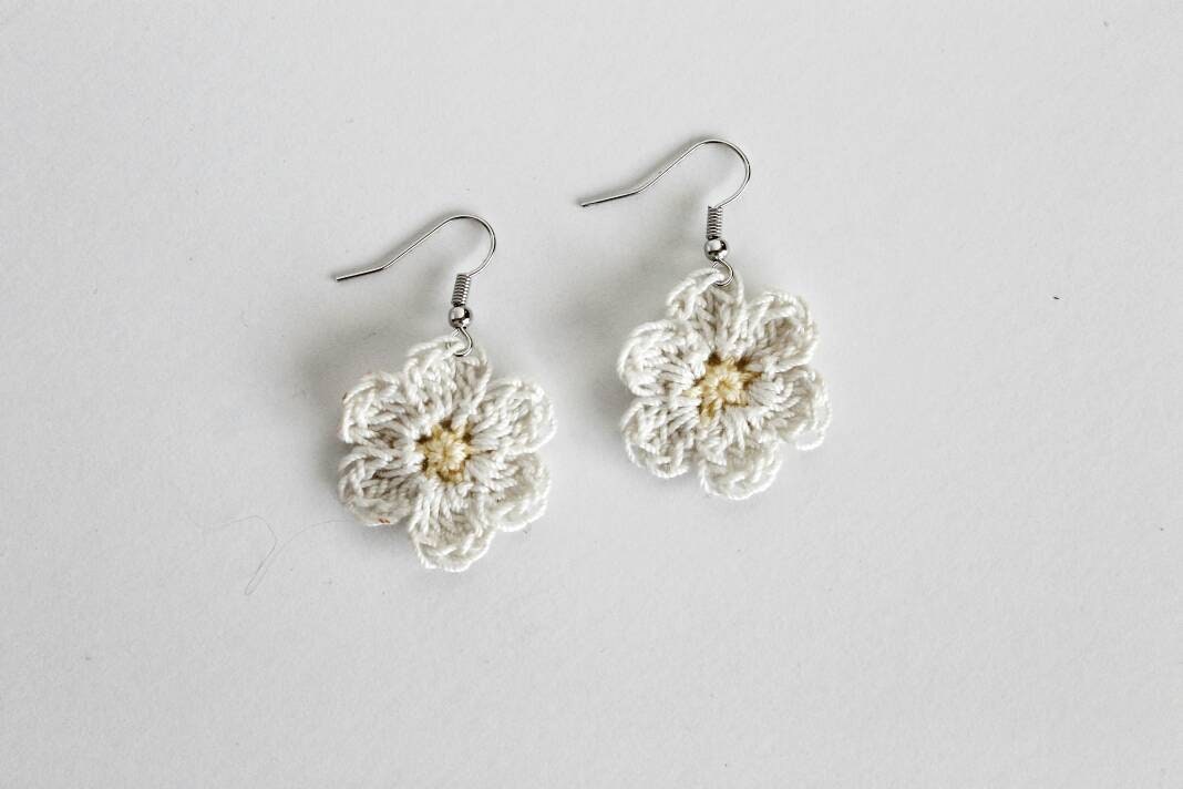 Daisy Earrings