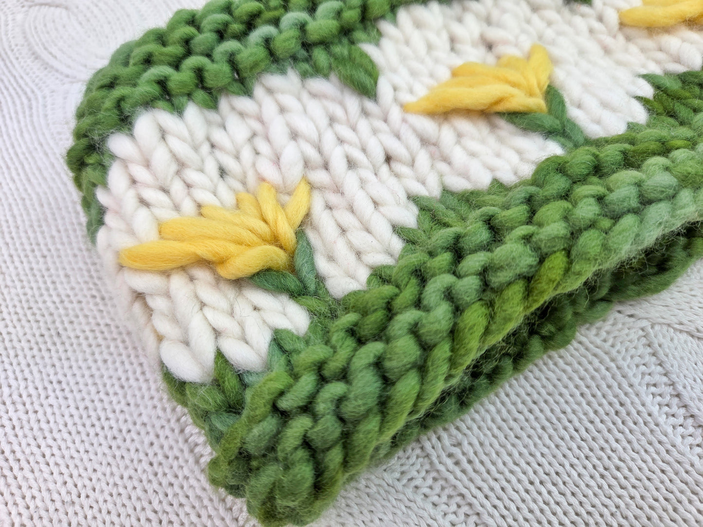 Knitting Pattern - Dandelion Earwarmer