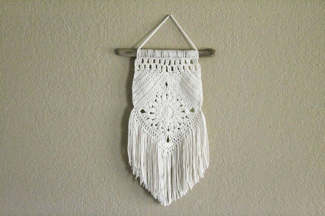 Crochet Wall Hanging With Fringe