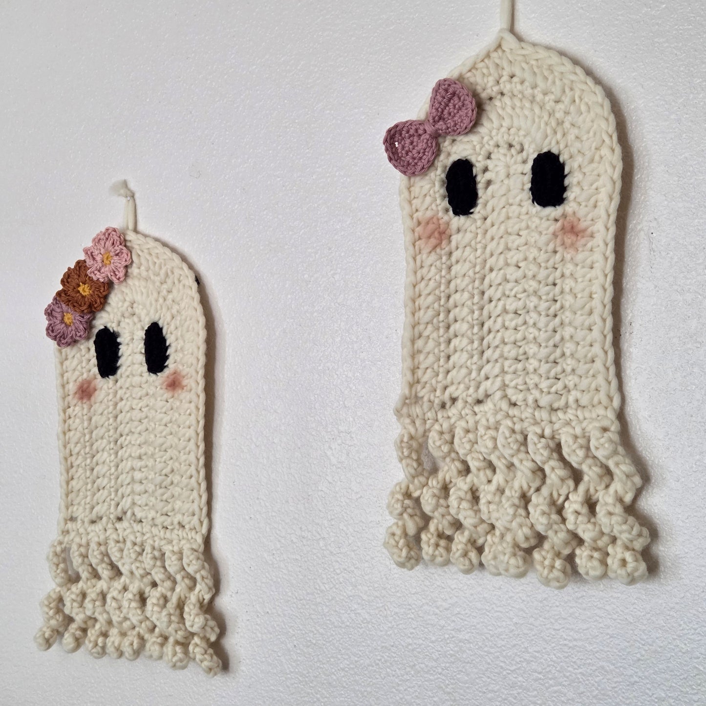 CROCHET PATTERN - Deirdre and Maude the Boo-tiful Ghosts Wall Hanging