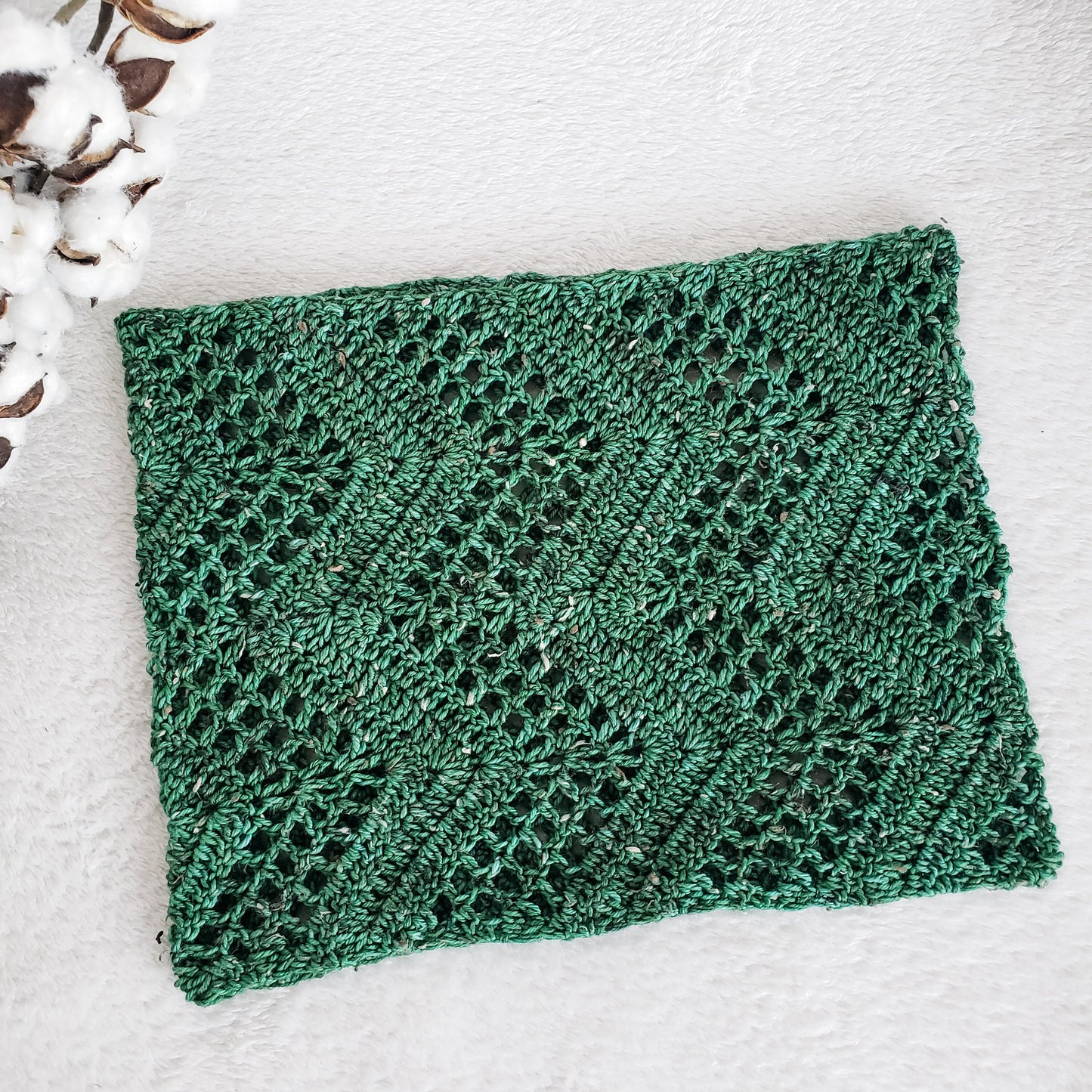 CROCHET PATTERN - Waverly Cowl