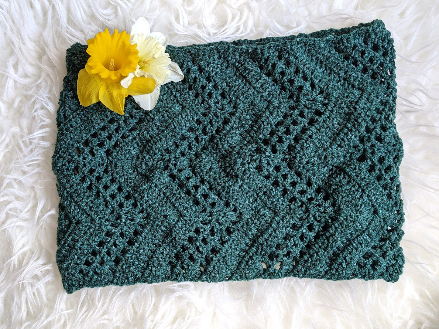 CROCHET PATTERN - Waverly Cowl