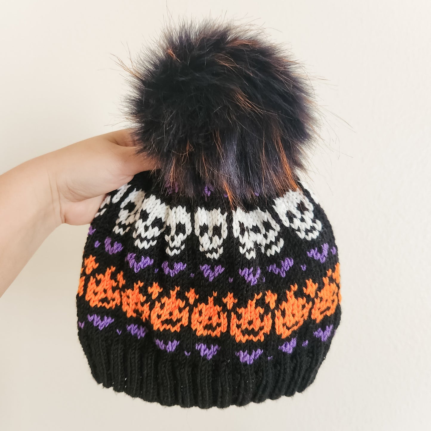 KNITTING PATTERN - Trick or Treat Beanie